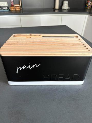 Broodbak Weba, Enlèvement ou Envoi