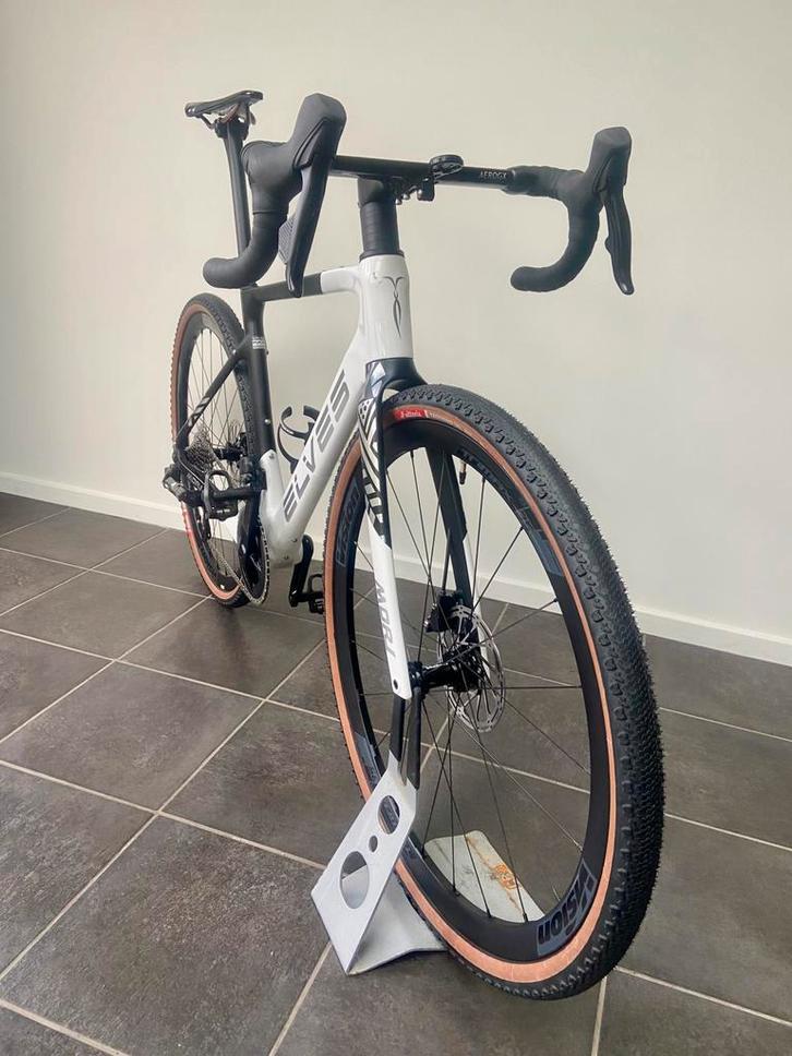 Elves Mori AeroX gravel Sram Rival Axs mt54, Fietsen en Brommers, Fietsen | Racefietsen, Nieuw, Carbon, Ophalen