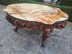 Table italienne 104x70x60. Bois et marbre., Ophalen