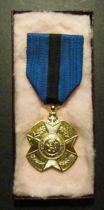 Gouden medaille in de orde van Leopold II - boxed, Verzamelen, Ophalen, Landmacht, Lintje, Medaille of Wings