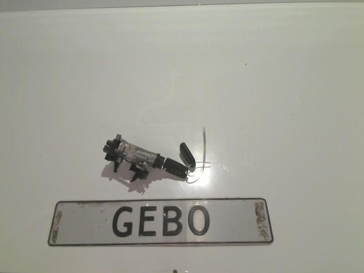 CONTACTSLOT + SLEUTEL Audi A1 City Carver (GBH), Auto-onderdelen, Overige Auto-onderdelen, Audi, Gebruikt