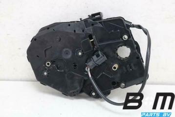 Achterklep slotmechaniek VW Caddy 2K 2K0827426C beschikbaar voor biedingen