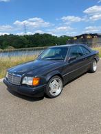 Oldtimer E230 coupe, Auto's, Mercedes-Benz, Particulier, Coupé, E-Klasse, Te koop