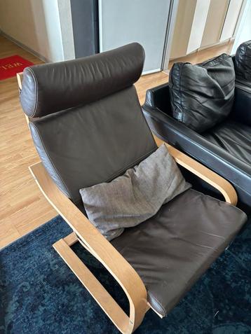 Deux fauteuils Poang ilea en cuir, Enlèvement