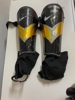 Protège-tibias Nike, Enlèvement ou Envoi, Utilisé, Autres types