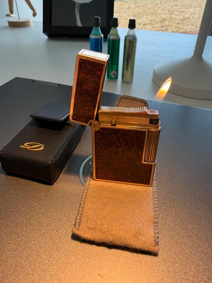 S.T. Dupont LIGNE 2 - Véritable LAQUE DE CHINE, Collections, Articles de fumeurs, Briquets & Boîtes d'allumettes, Comme neuf, Enlèvement