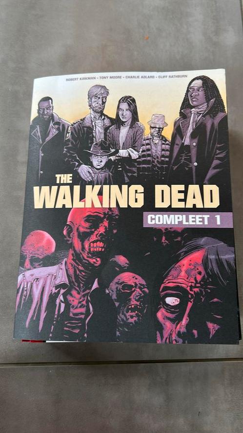 Charlie Adlard - The Walking Dead, Boeken, Stripverhalen, Zo goed als nieuw, Ophalen