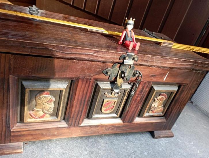 662) houten opbergkistje (49cm lang/24,5 h en 24 br), Antiek en Kunst, Curiosa en Brocante, Ophalen