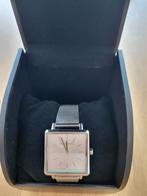 Montre Armani, Enlèvement, Comme neuf