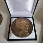 Medaille en bronze Roi et Reine dans son coffret, Postzegels en Munten, Penningen en Medailles, Ophalen of Verzenden