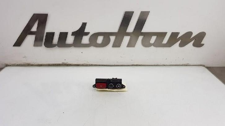 ALARMLICHTEN SCHAKELAAR 159 Sportwagon (939BX) (156067821), Auto-onderdelen, Dashboard en Schakelaars, Alfa Romeo, Gebruikt