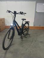 Vélo électrique CUBE TOWN Hybrid, 47 à 51 cm, 50 km par batterie ou plus, Comme neuf, Enlèvement