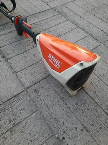 Stihl KMA130R defect beschikbaar voor biedingen