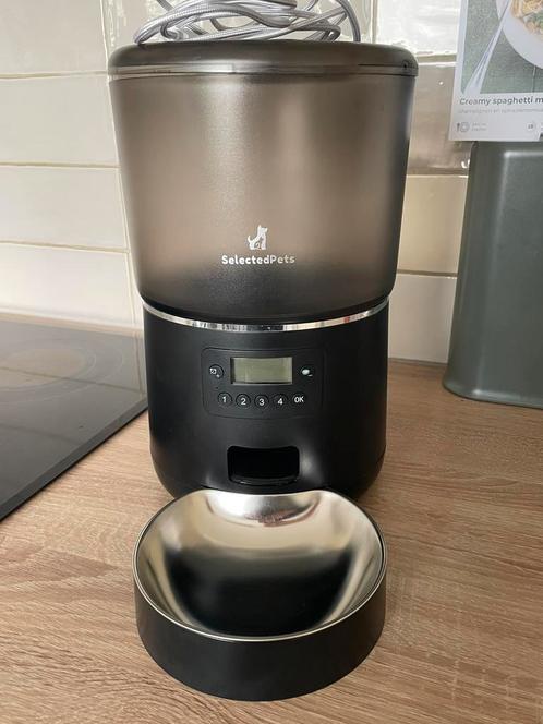 Automatische voerbak voor kat en hond, Dieren en Toebehoren, Kattenvoerbakken en Drinkbakken, Zo goed als nieuw, Automatisch, Ophalen
