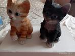 2 schattige beeldjes van katjes samen te koop, Ophalen of Verzenden