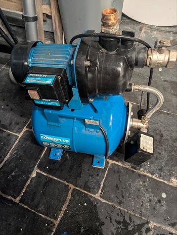 Powerplus POW6950 hydrofoorgroeppomp beschikbaar voor biedingen