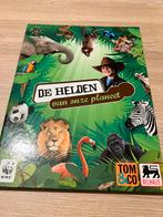 Verzamelmap met kaartjes over de Helden van onze planeet, Enlèvement