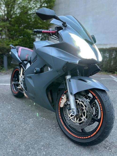 Honda VFR met ABS | A2 rijbewijs 35Kw, Motoren, Motoren | Honda, Particulier, Sport, 12 t/m 35 kW, 4 cilinders, Ophalen
