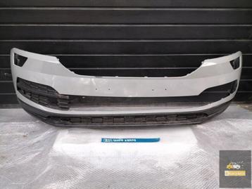 SKODA KAROQ VOORBUMPER beschikbaar voor biedingen