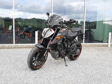 KTM 1290 SUPER DUKE R