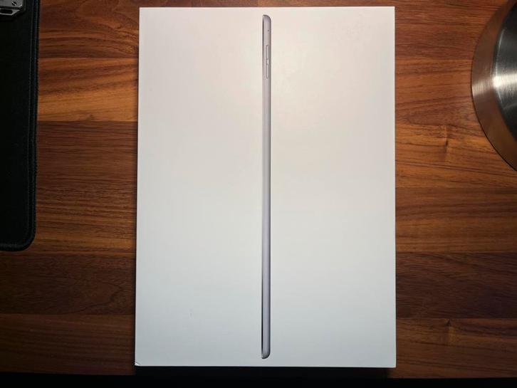 Apple ipad air 2 64Go, Informatique & Logiciels, Apple iPad Tablettes, Utilisé, Apple iPad, Wi-Fi, 64 GB, Gris, Enlèvement ou Envoi