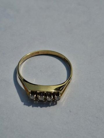 14k ring beschikbaar voor biedingen