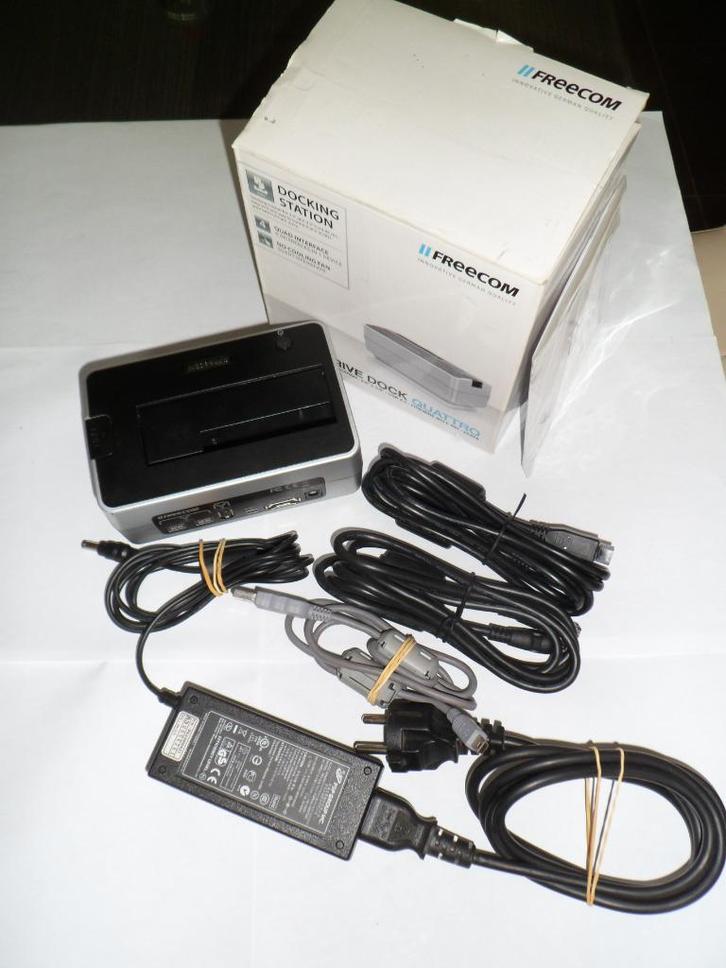 Station d'accueil pour disque dur II FREECOM Quattro P/N352, Informatique & Logiciels, Stations d'accueil, Comme neuf, Station d'accueil