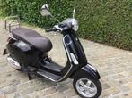 Vespa 125 Primavera ABS USB, Fietsen en Brommers, Ophalen, 125 cc, Zo goed als nieuw