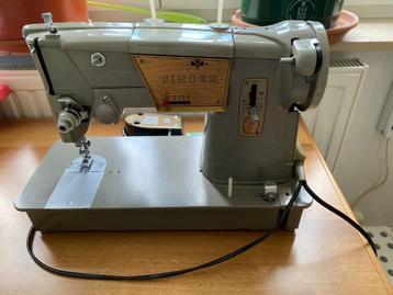 Machine à coudre SINGER 328 beschikbaar voor biedingen