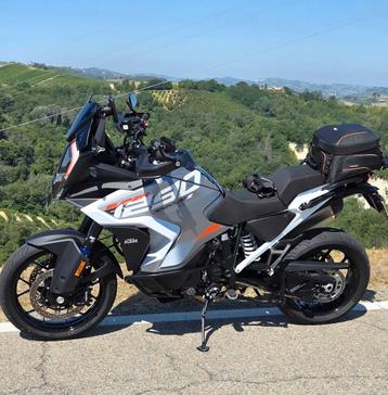 KTM 1290 Super adventure model 2024 beschikbaar voor biedingen