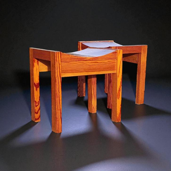 2x pinewood stool minimalist 1970s perriand marklund chapo, Huis en Inrichting, Krukjes, Gebruikt, Hout, Ophalen of Verzenden