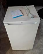 Beko diepvriezer KS 166022, Elektronische apparatuur, Vriezers en Diepvrieskisten, Minder dan 85 cm, Minder dan 60 cm, Zo goed als nieuw