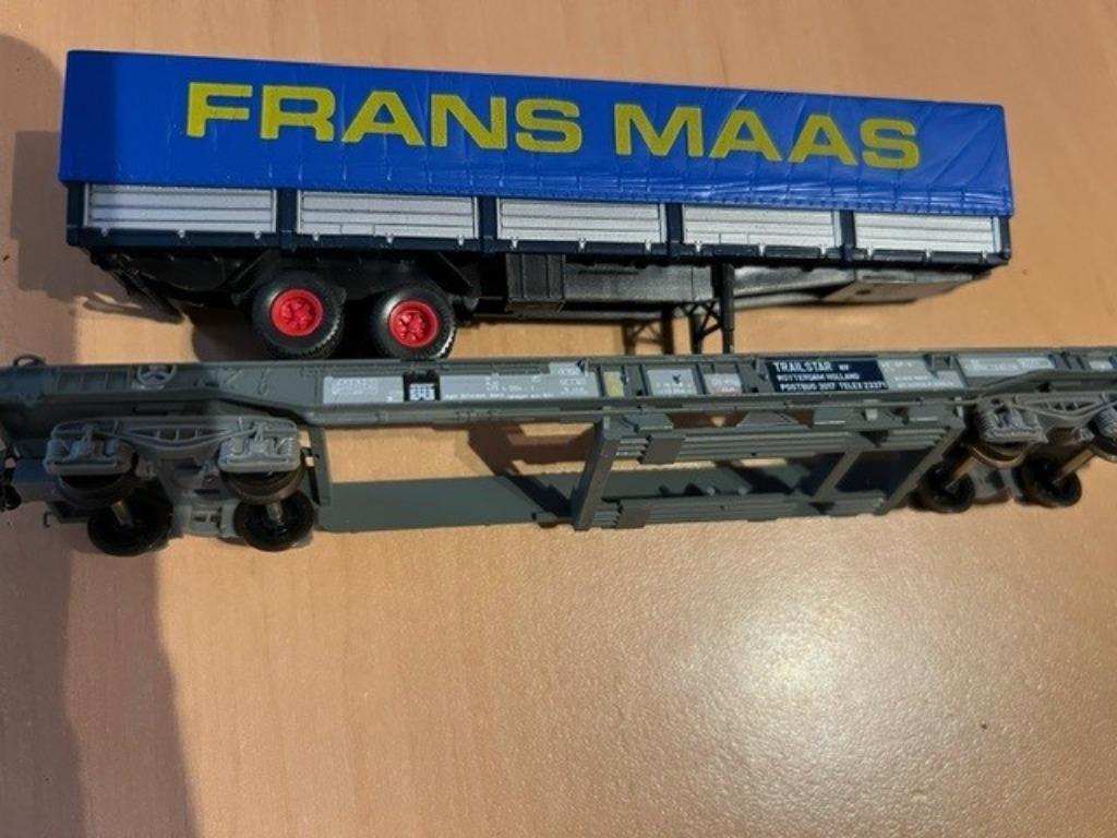 Wagon HO transport Camion, Autres marques, Enlèvement ou Envoi, Wagon, Comme neuf