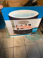 Jacuzzi nieuwstaat, Tuin en Terras, Ophalen, Zo goed als nieuw, Grondzeil, Opblaasbaar