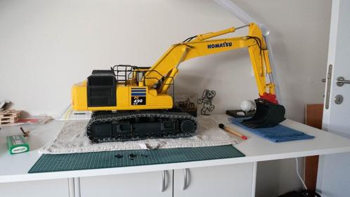 1/14 rc kraan Komatsu van Fumotec, Hobby en Vrije tijd, Modelbouw | Radiografisch | Overige, Zo goed als nieuw, Ophalen