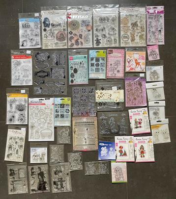 Groot lot clear stamps beschikbaar voor biedingen
