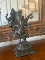Bronzen dansend Ganesh, Ophalen