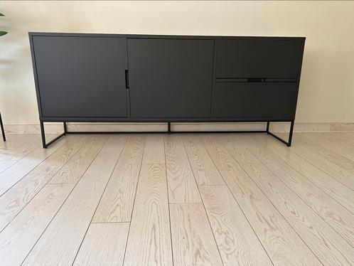 Tenzo Lipp dressoir - shadow black, Huis en Inrichting, Kasten | Dressoirs, Gebruikt, 150 tot 200 cm, 25 tot 50 cm, Met lade(s)