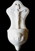 religieus wit wijwatervatje., Antiek en Kunst, Ophalen of Verzenden