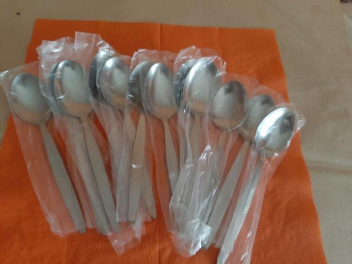 Set van 12 glanzende eetlepels " rostfrei", Antiek en Kunst, Antiek | Bestek, Ophalen