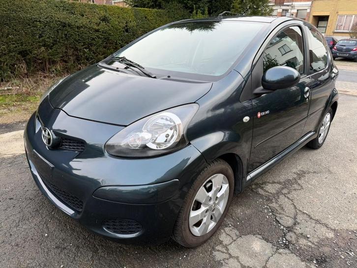 Toyota Aygo 1.0i Active climatisation, Autos, Toyota, Entreprise, Achat, Aygo, Airbags, Air conditionné, Ordinateur de bord, Verrouillage central