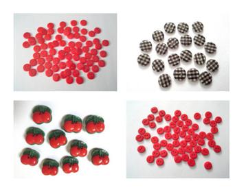 Sets de boutons à coudre neufs différents beschikbaar voor biedingen