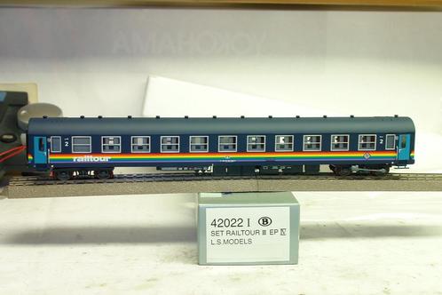 LS MODELS 42022 I I5 COUCHETTES RAILTOUR SNCB NMBS, Hobby en Vrije tijd, Modeltreinen | H0, Zo goed als nieuw, Wagon, Gelijkstroom of Wisselstroom