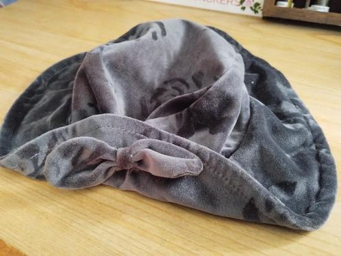 Zwart (kinder)hoedje, Kleding | Dames, Hoeden en Petten, Gedragen, Hoed, 55 cm (S, 6⅞ inch) of minder, Ophalen of Verzenden