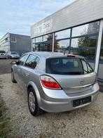 Opel Astra Benzine gekeurd garantie, Auto's, Voorwielaandrijving, 4 deurs, Zwart, Leder en Stof