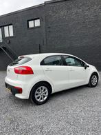 Kia rio 2016, Auto's, Voorwielaandrijving, 4 cilinders, Wit, Bedrijf