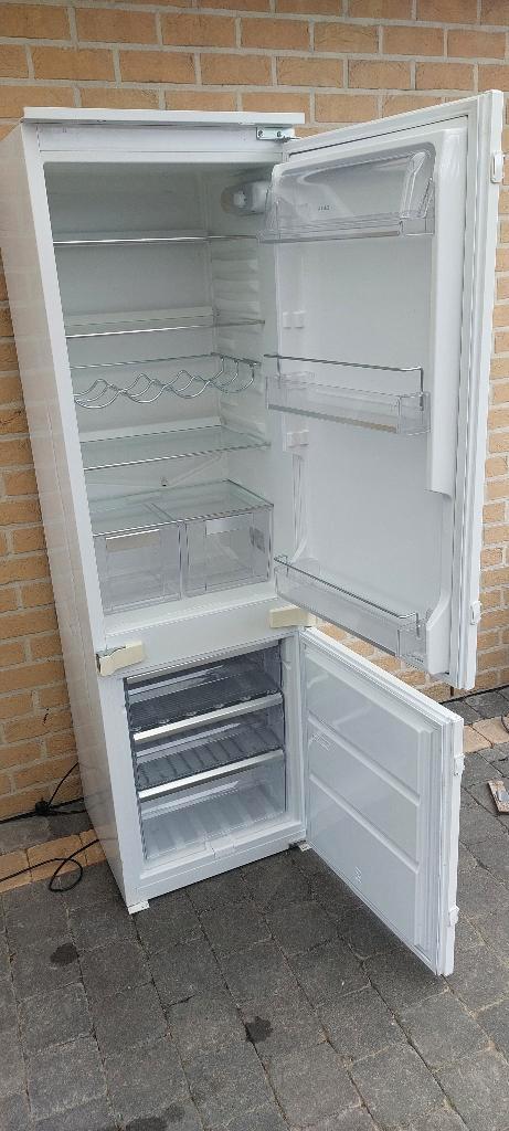 ATAG Koelkast met aparte vriezer, Electroménager, Réfrigérateurs & Frigos, Utilisé, Avec congélateur séparé, 200 litres ou plus