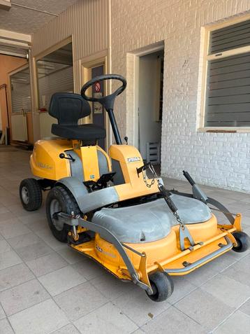 Stiga park zitmaaier beschikbaar voor biedingen