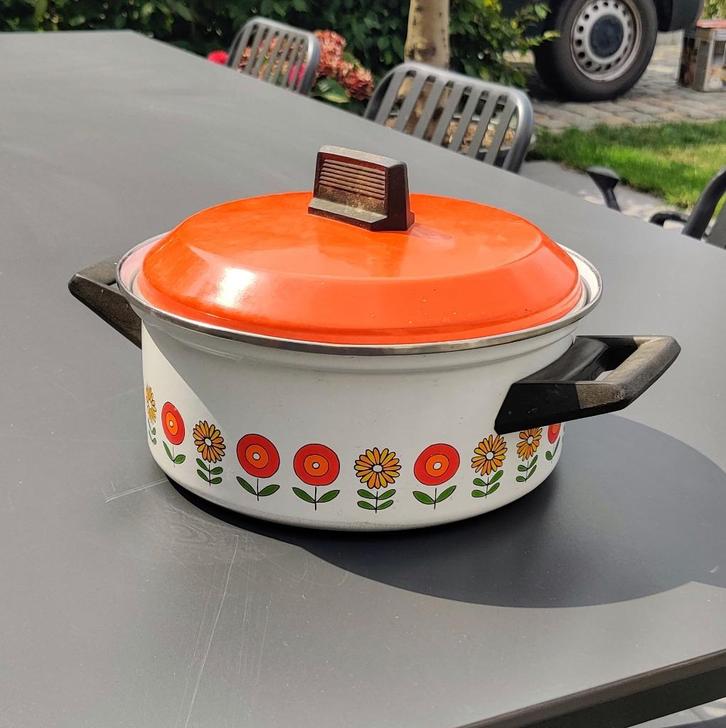 Vintage emaille kookpot, Huis en Inrichting, Keuken | Potten en Pannen, Zo goed als nieuw, Ophalen