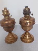 Antieke petroleumlamp (2 stuks, glas ontbreekt), Ophalen